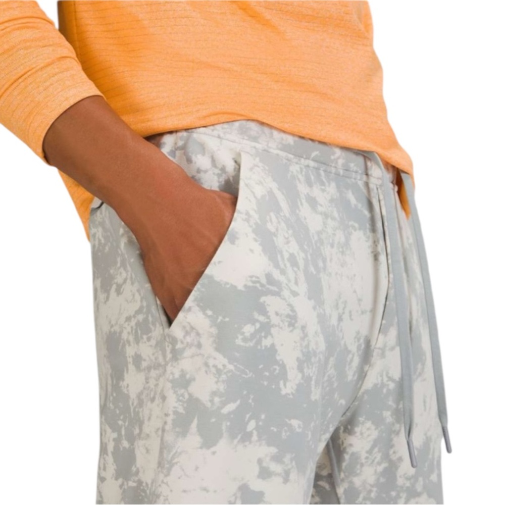 LULULEMON Men’s City Sweat Jogger in Spectral White Opal Silver Drop Size Small - Picture 3 of 6